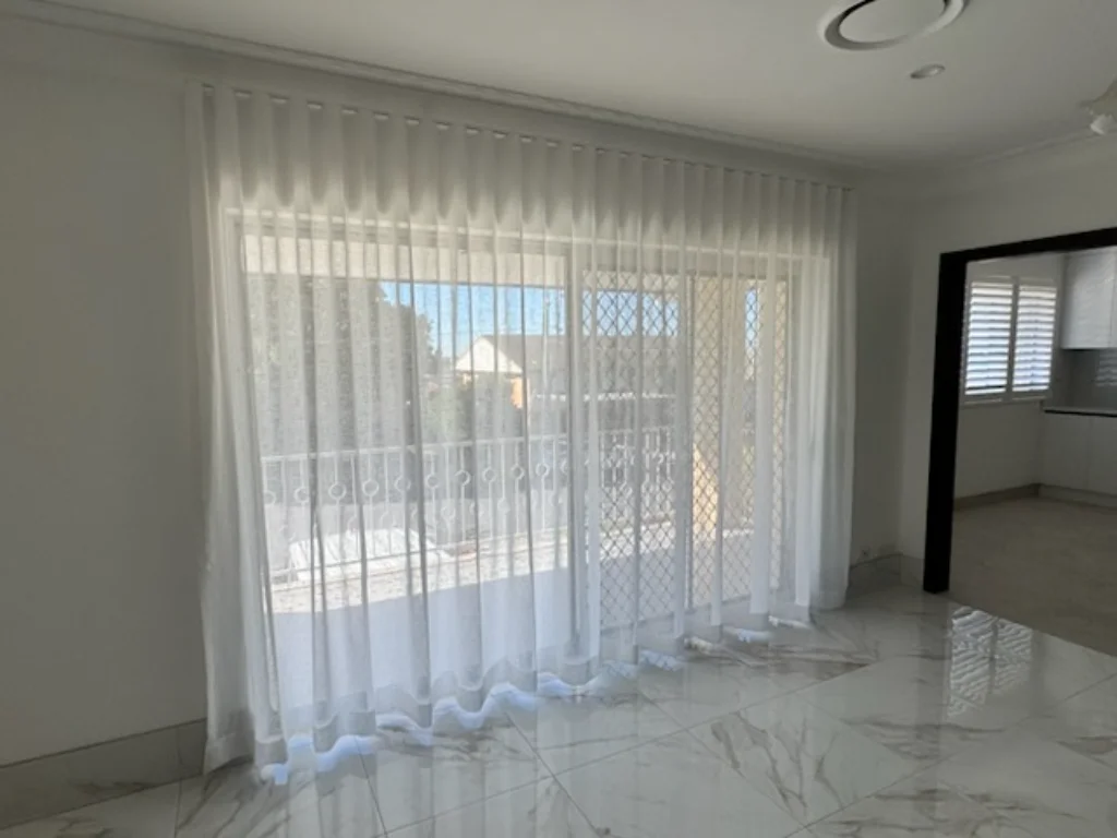 curtain-sfold-sheer-dining-aspley-1-1 — Curtains sfold sheer — dining — curtains