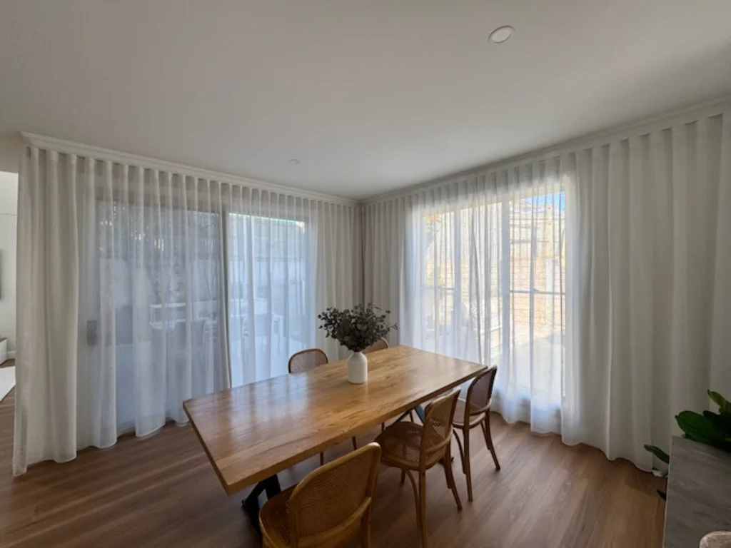 sfold-sheer-curtain-dining-corner-brisbane-1 — Curtains Sfold sheer — dining — curtains