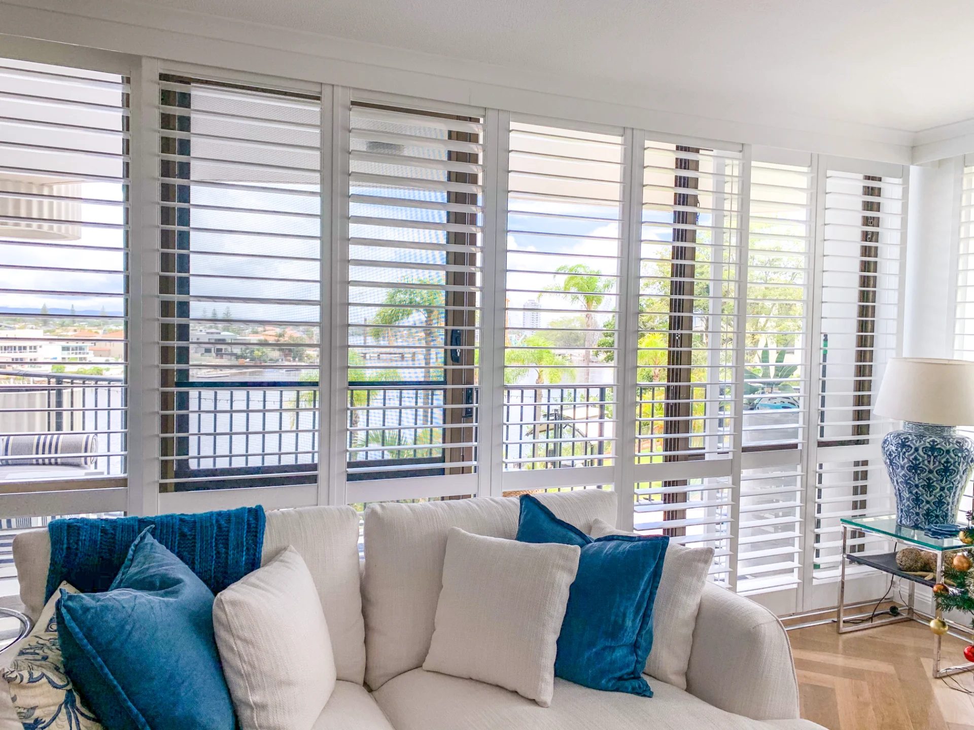 eight-panel-sliding-shutters-living-surfers-paradise-4 — Shutter Sliding BB — living — shutters
