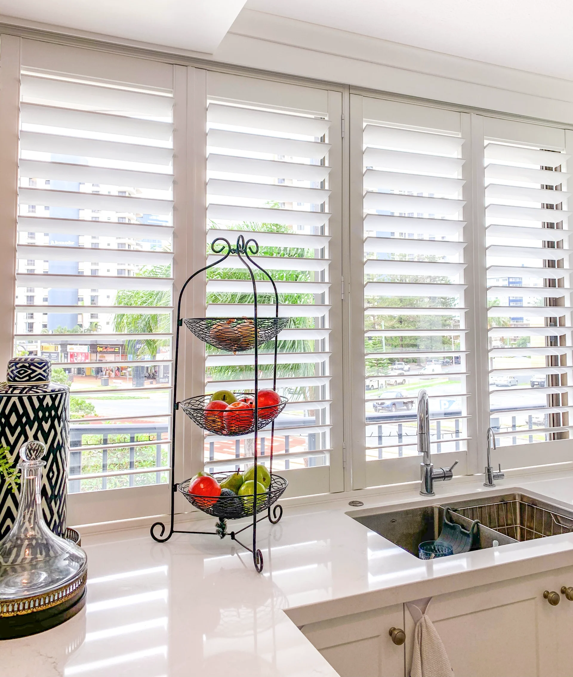 four-panel-hinged-shutters-kitchen-surfers-paradise-2 — Shutter Hinged L-TL-DRT-R — kitchen — shutters