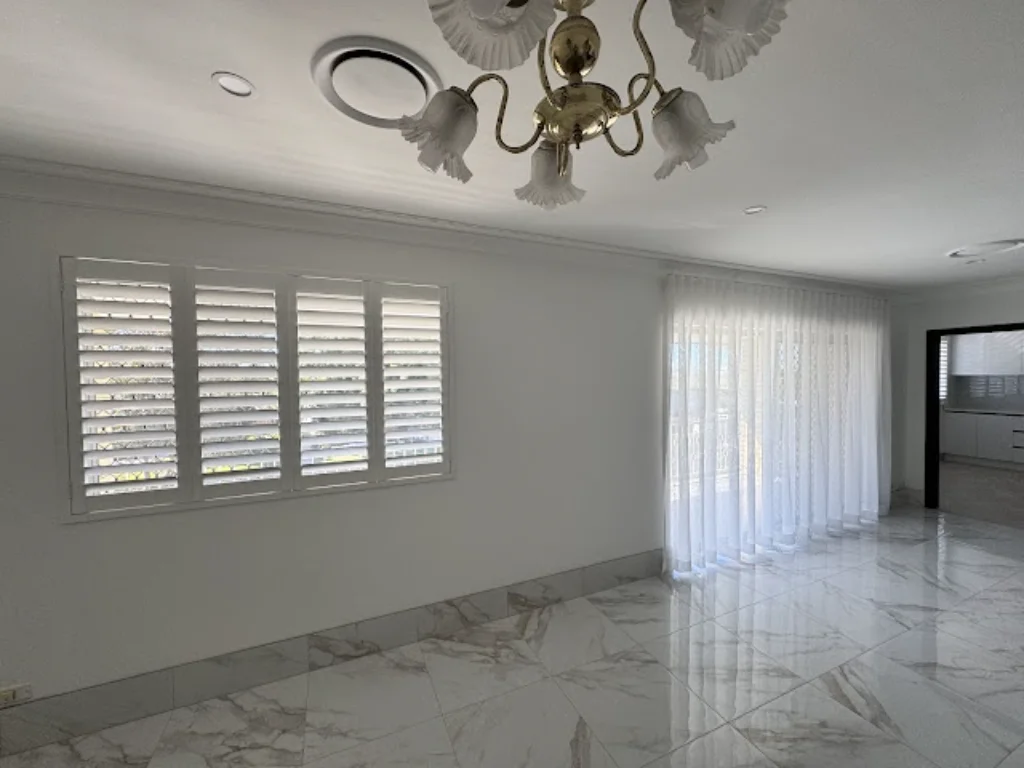 hinged-sheer-shutter-living-1 — Shutter Hinged sheer — living — shutters