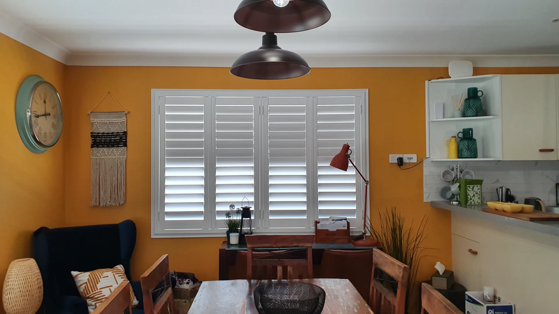 hinged-shutter-4-panels-L-DRTL-DR-North_Lakes-1 — Shutter Hinged L-DRTL-DR — dining — shutters