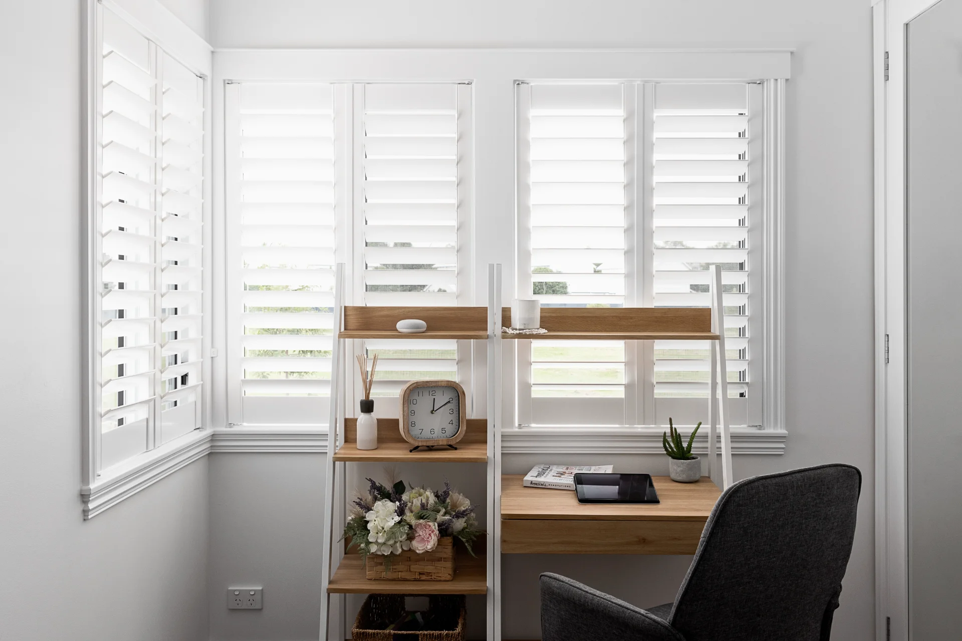 pivot-direct-hinged-corner-Morningside-1 — Shutter Hinged frameless shutters — living — shutters